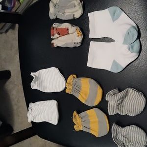 Bundle of 4 pair Gerber mittens and one pair socks